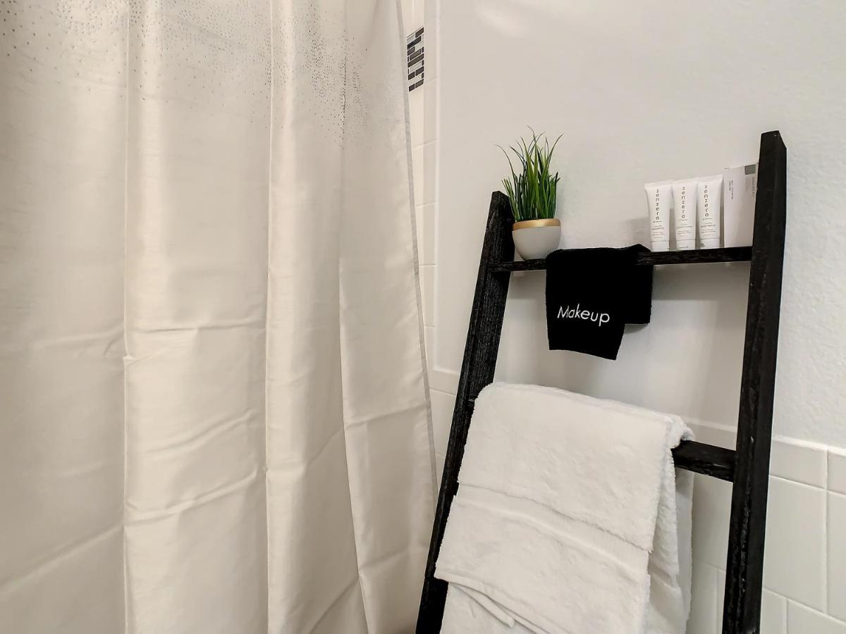 Pet Friendly In Orlando Area Near Disney Celebration Exterior photo