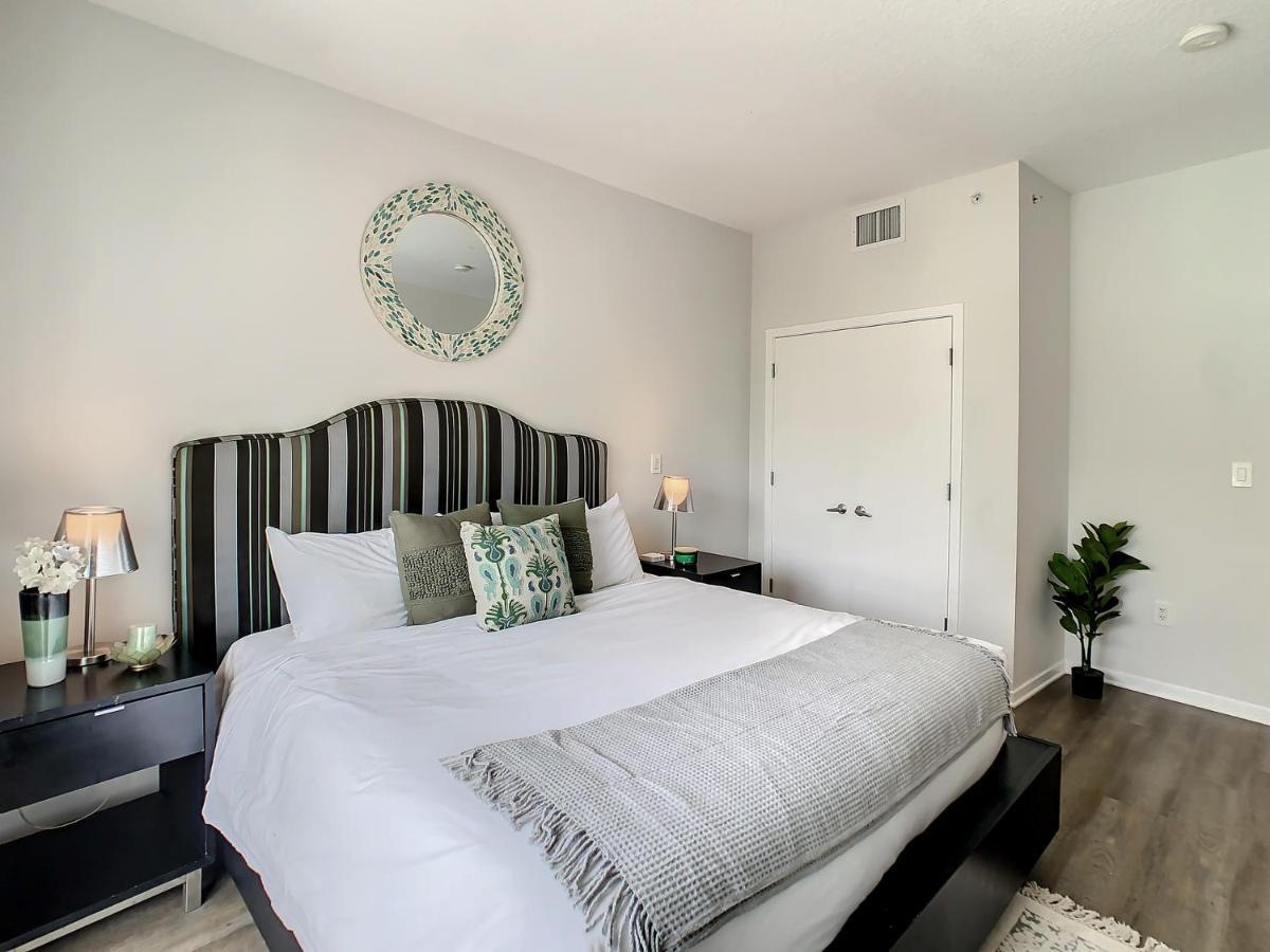 Pet Friendly In Orlando Area Near Disney Celebration Exterior photo